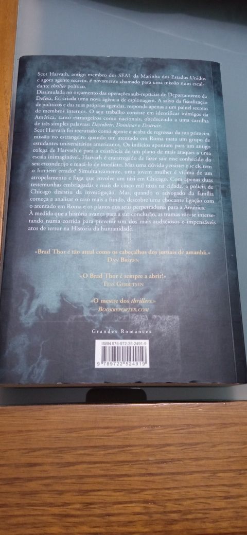 Livro Influência Externa - Brad Thor