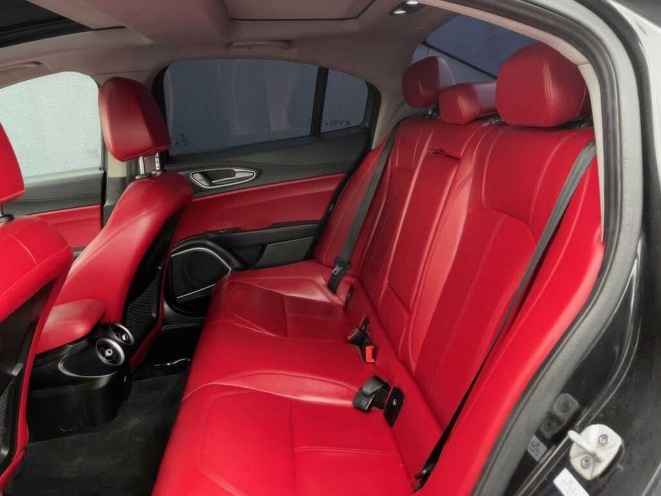 Alfa Romeo Giulia Ti      2020