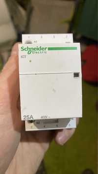 Модульний контактор Schneider Electric iCT 25A б/у