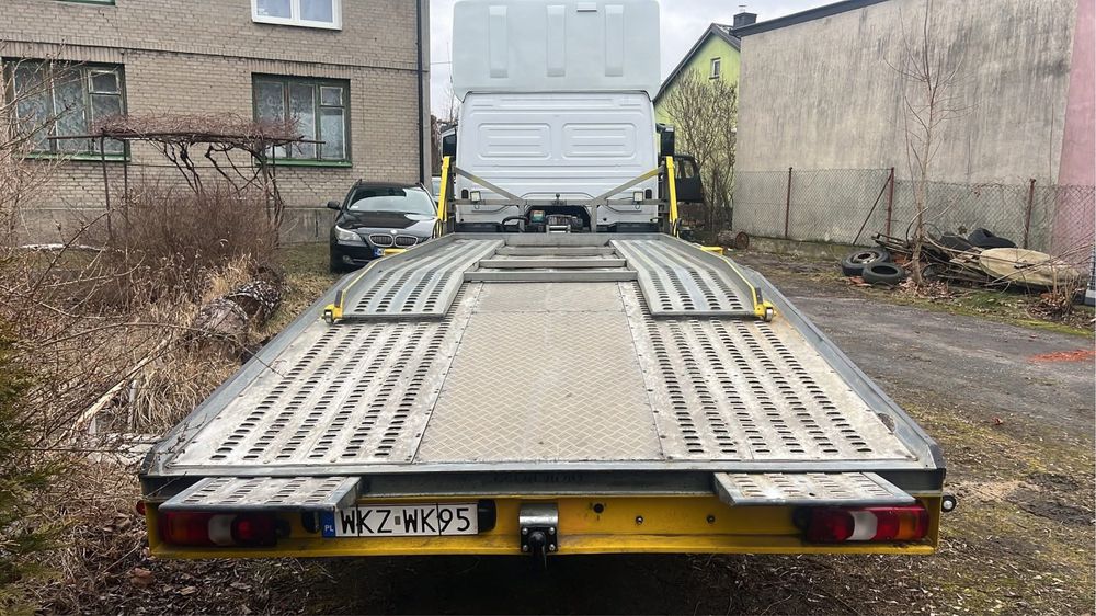 Mercedes Atego autolaweta pomoc drogowa