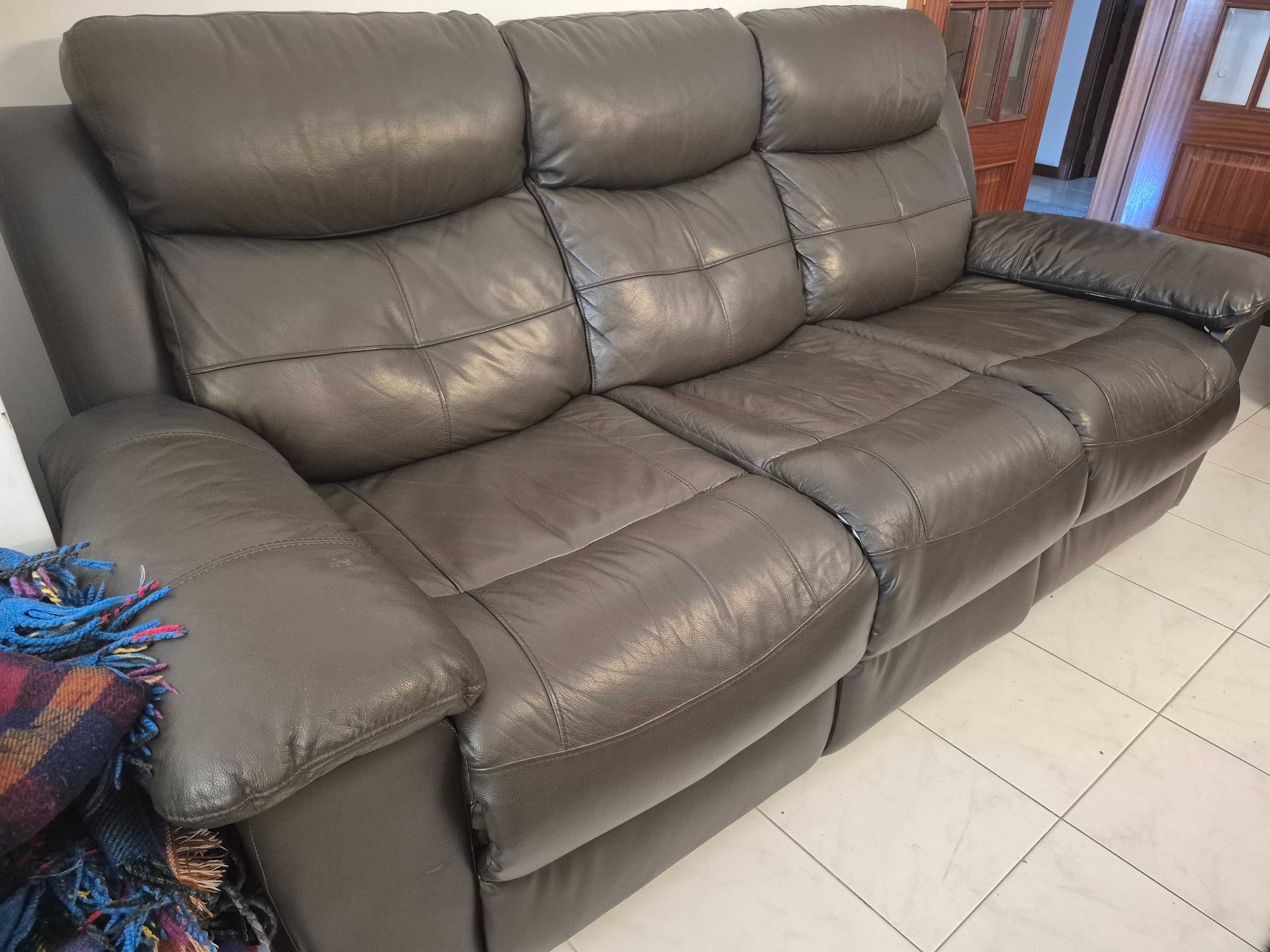 Sofá com Chaise longue dupla.
300€