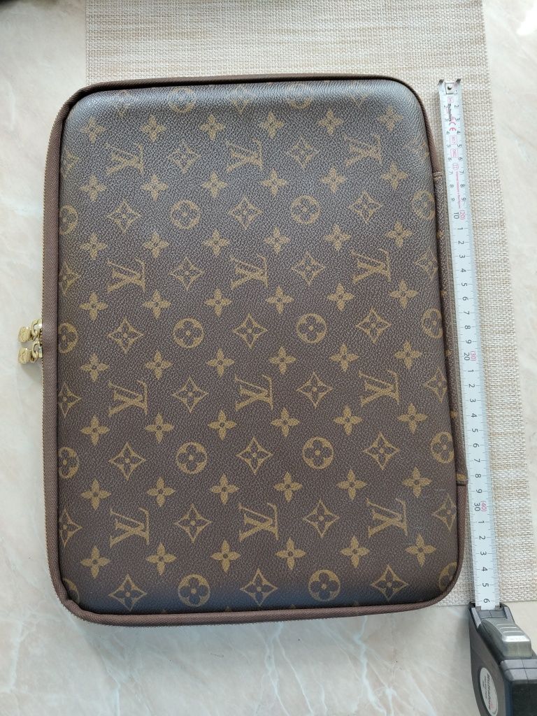 Сумка(чохол) Louis Vuitton для ноутбука laptop case