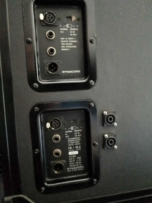 Super pechincha PA Dynacord 6 colunas + mesa amplificada.