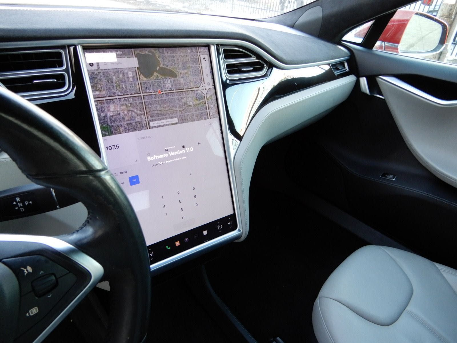 2015 Tesla Model S 85D