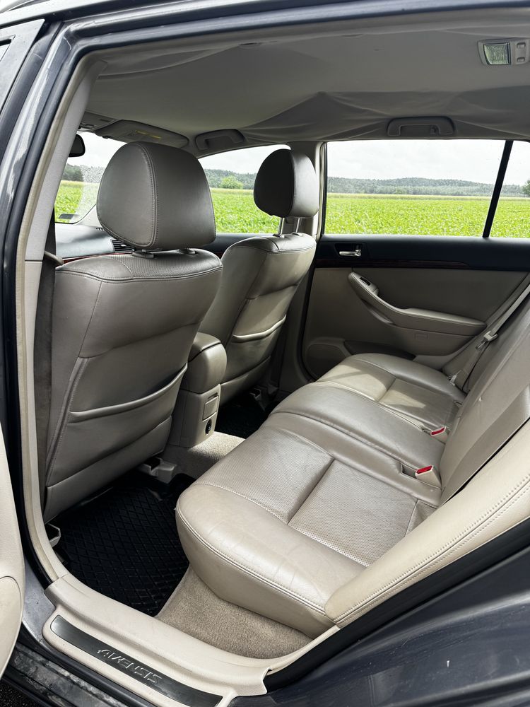 Toyota avensis T25 2.0 D4D 116km ZADBANA