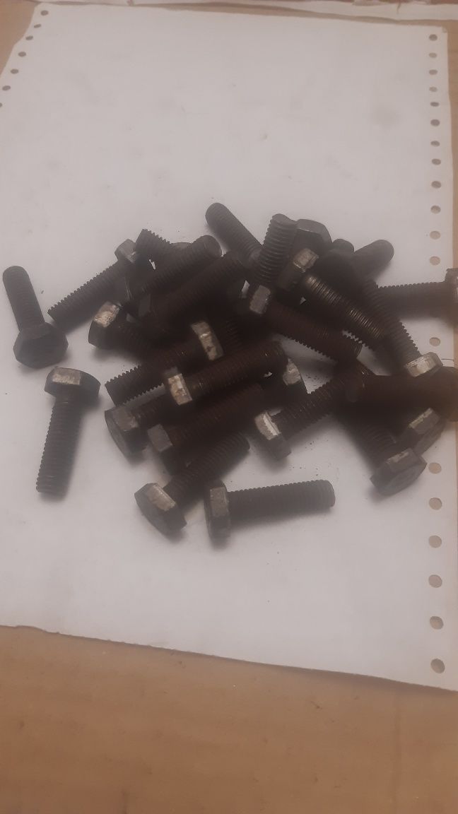 Болты М10х1.5 L35
