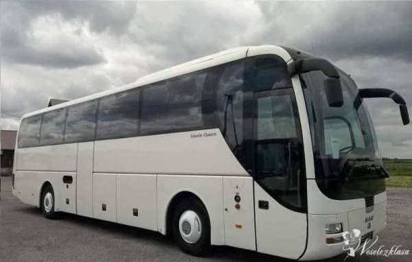 Wynajem autokarów, autokaru. Przewóz osób Warszawa