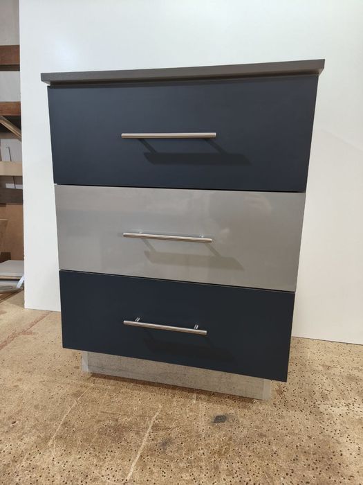 Комод ДСП 18 мм 3