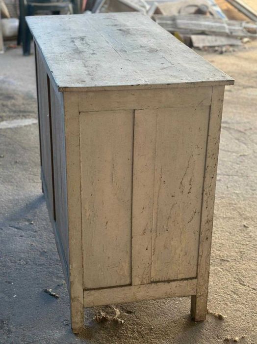 Vendo móvel muito antigo para recuperar!