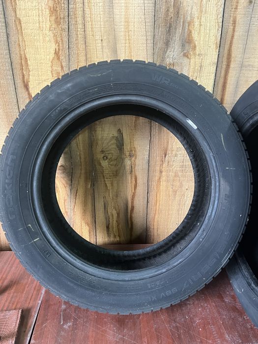 Шини 215 55 17 NOKIAN