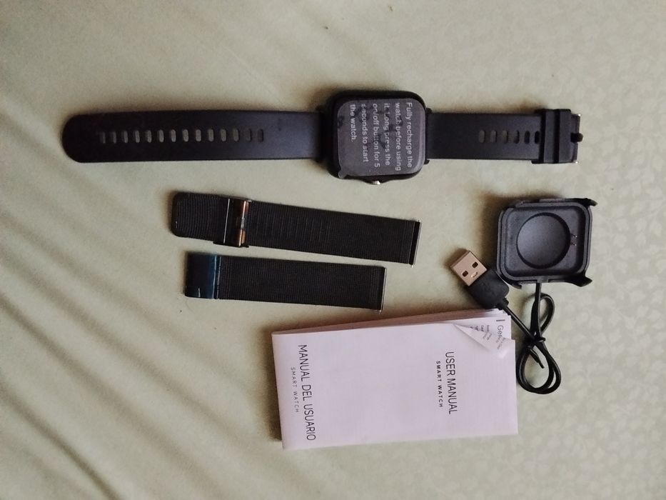 Чоловічий смарт-годинник з дисплеєм 1.44 дюйма і сталевим ремінцем