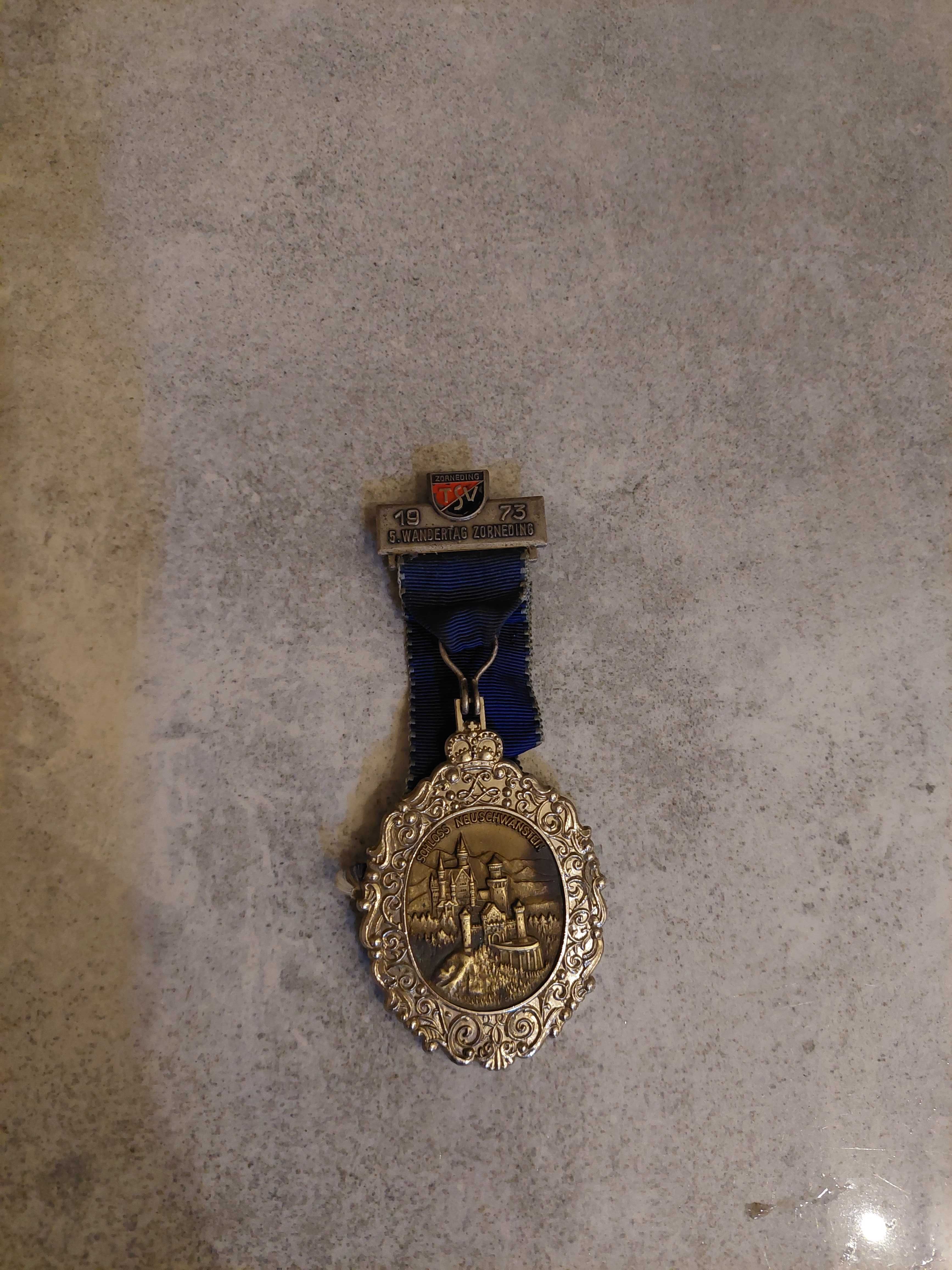 medal, zawieszka, pamiątkowa plakiet, ciekawy przedmiot