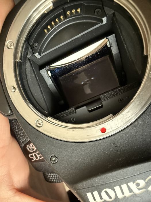 Фотоапарат canon eos 6d з обʼєктивом 50mm f/1.4 кенон