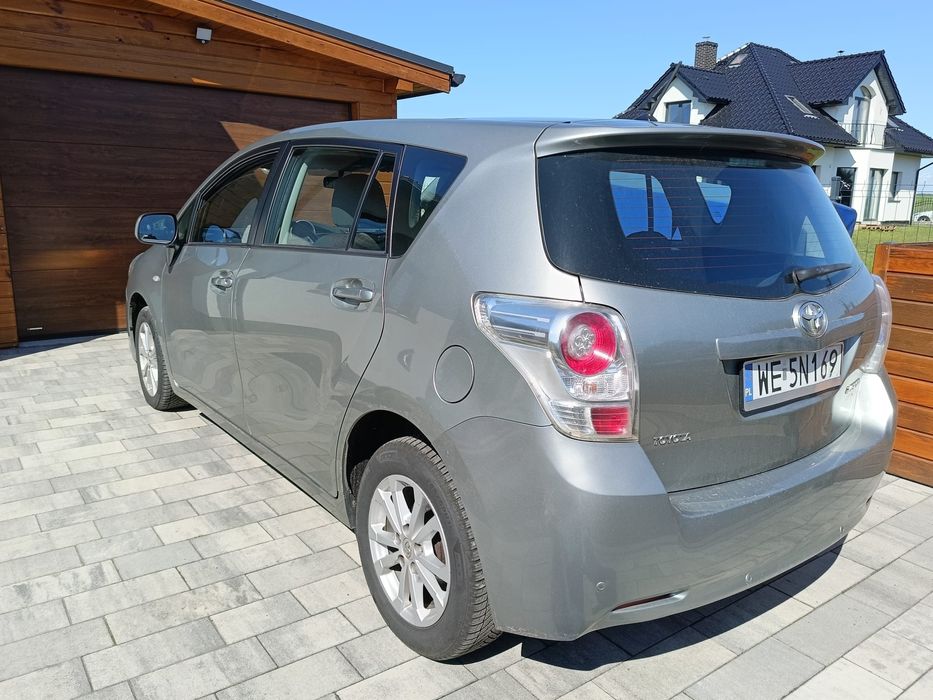 Toyota Verso 1,8 benzyna mozliwa zamiana na mniejsze auto