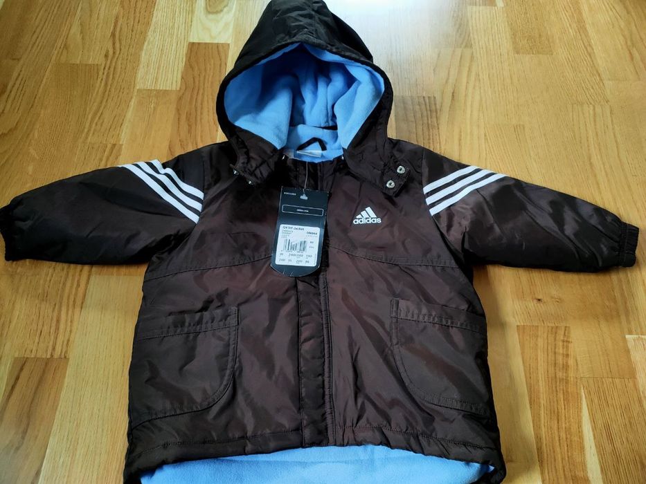 Нова куртка Adidas 12-18 місяців 
Демісезонна нова куртка