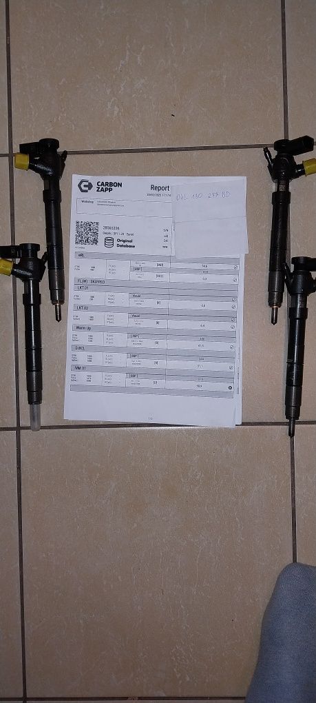 Wtryskiwacze 1.6 tdi  skoda  04L 130 277 BD