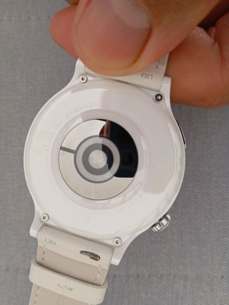Huawei Watch GT 3 Pro cerâmic