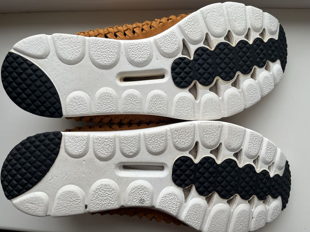 Кроссовки Nike кросівки
