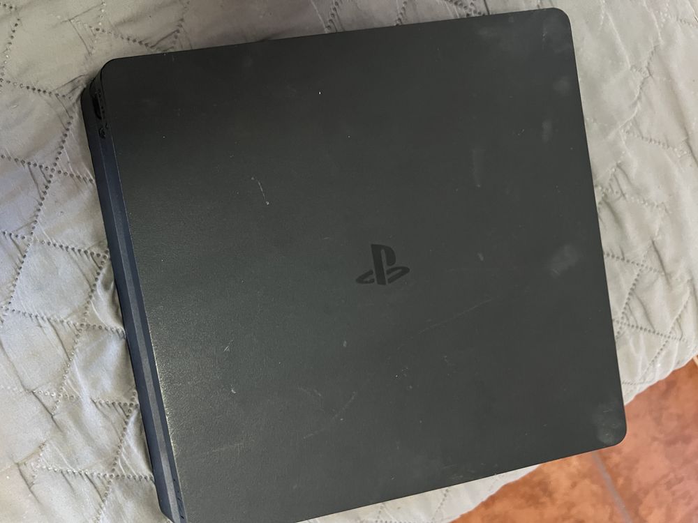 Playstation  4