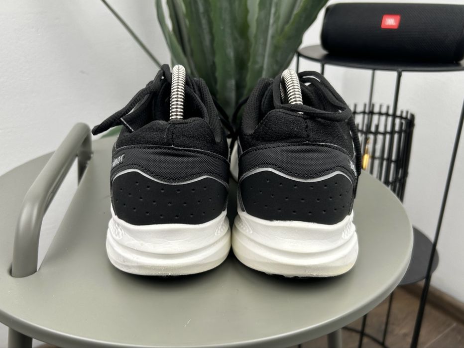 Оригінал! Кросівки Karrimor 42 розмір М05652