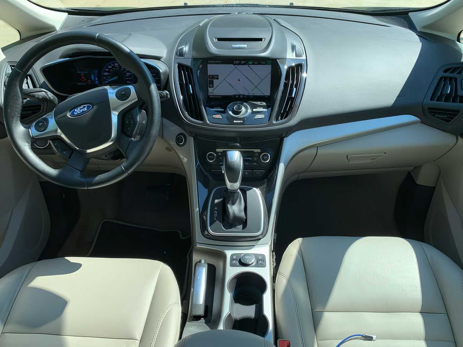 Ford C-Max      2015