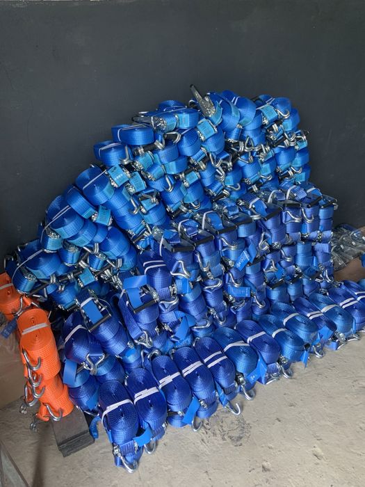 Стяжні ремені/стяжные ремни/стяжки/ремені для кріплення вантажу/фура