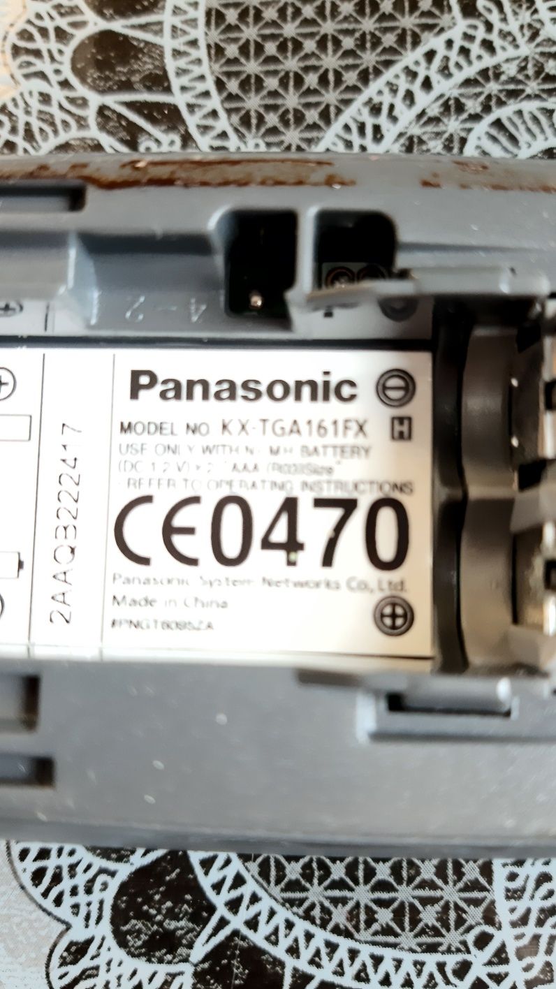 Радио телефон Panasonic  с зарядных устройством