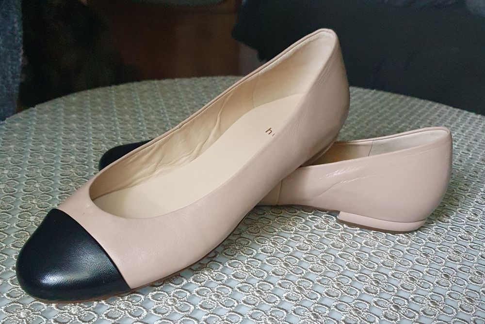 Balerinki czółenka półbuty damskie Hogl beż z czarnym r. 39