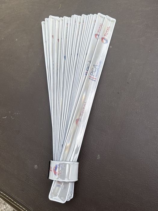 Odblaskowe opaski na rękę 22 sztuki firmowe odblaski