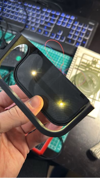 Moldura hotwheels com iluminação