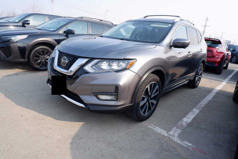 Nissan Rogue 2020 року