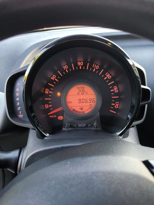 Citroen C1 Feel
5 portas 
1.0_Gasolina
2016 / Nacional 
90 mil km 
Rev