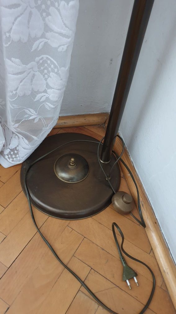 Lampa mosiężna podłogowa, stojąca