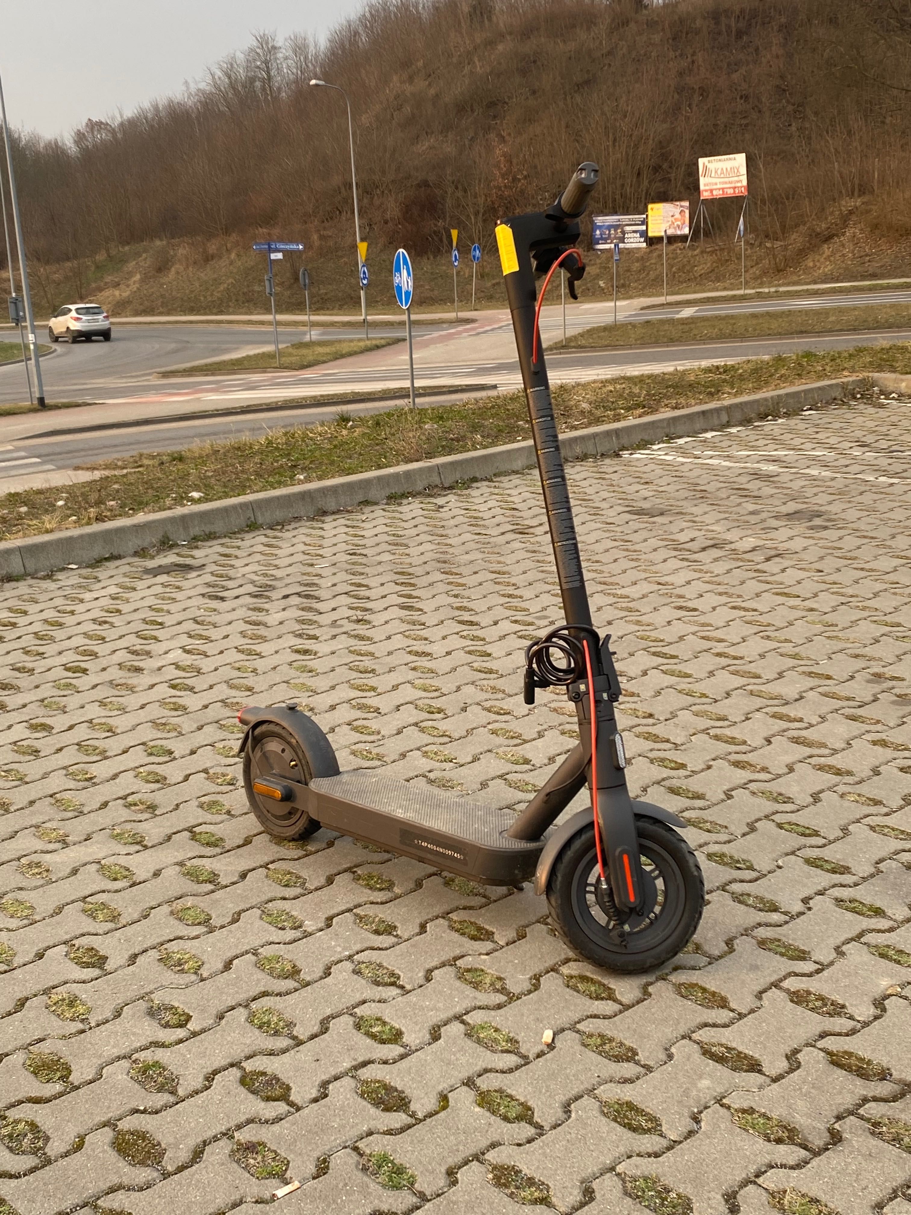 Xiaomi 4 Pro skuter elektryczny na sprzedaż (używany)
