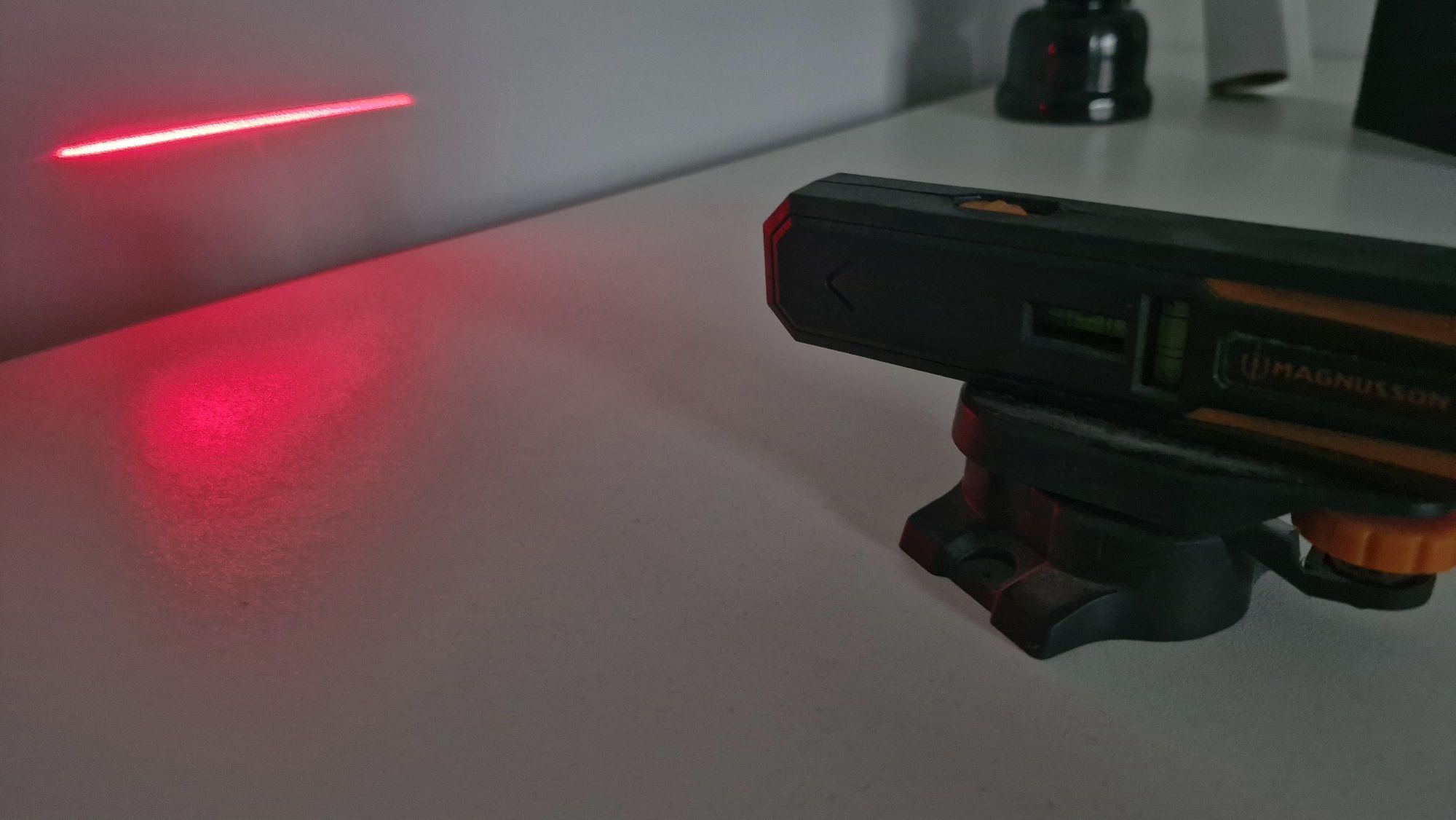Poziomica laserowa Magnusson