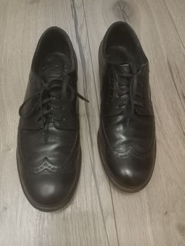 Sprzedam buty Ryłko