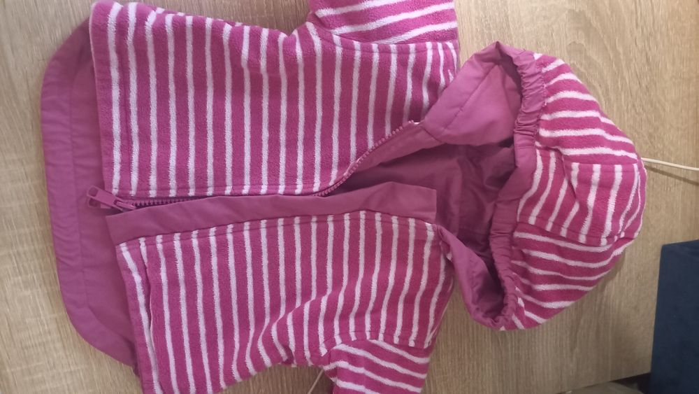 Фирменная ветровка на 1-1,5 год