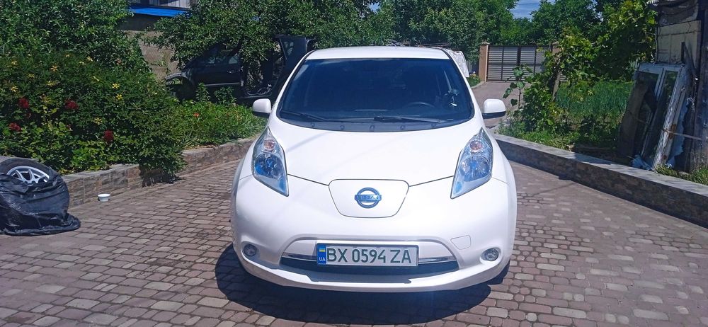 продам Nissan Leaf 2014 24kWt I покоління (FL)