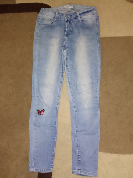 Джинсы женские    .