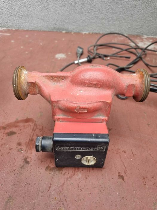 Pompa obiegowa GRUNDFOS UPS 25/ 60/ 180