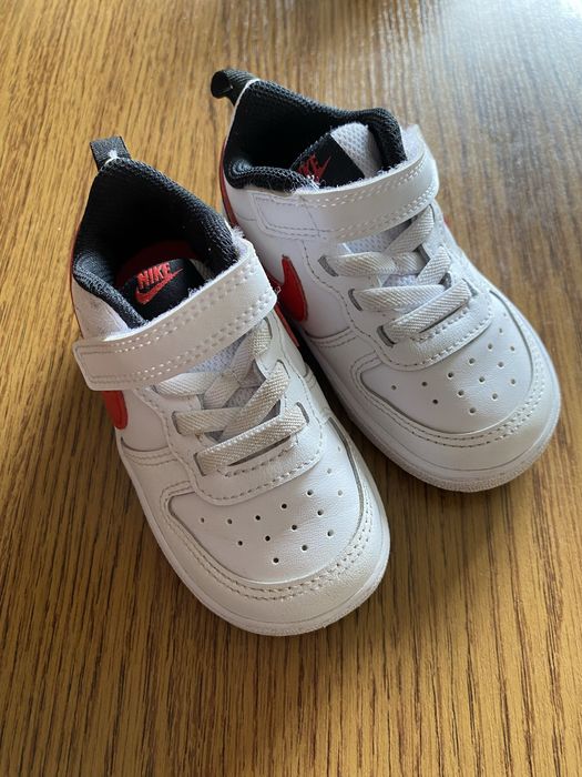 Adidasy Nike rozmiar 22