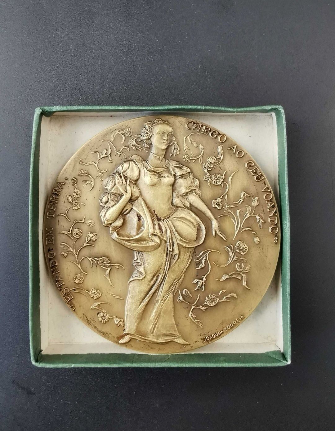 Medalha de Bronze do IV Centenário da Morte de Luís de Camões