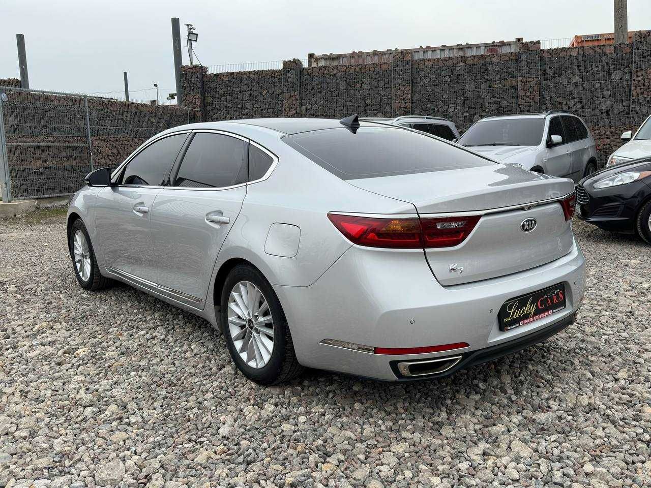 Авто Kia K7 2016