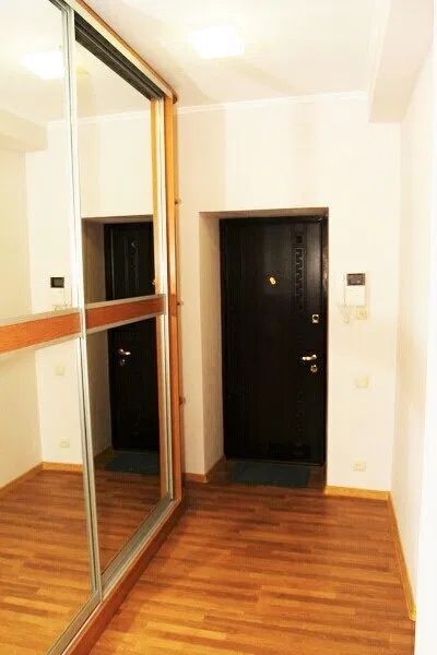 Сдам 3 ком кв Центр Дерибасовская Ришельевская Балкон Горсад Код1287