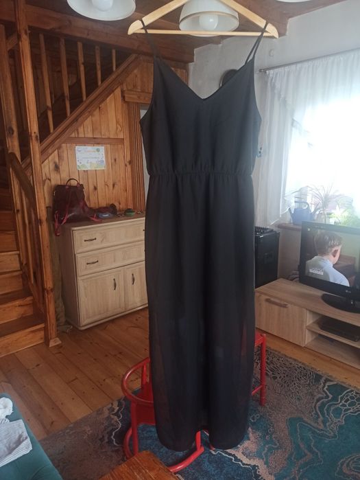 Elegancka czarna sukienka r. L/XL