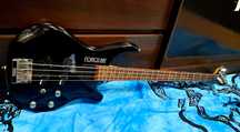 Gitara basowa Washburn B-10 made in Japan