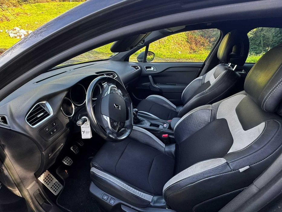 CitroenDS4 1.6 e-HDi SoChic