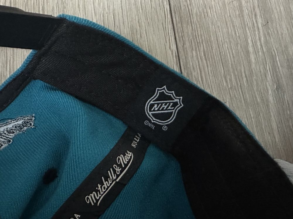 Кепка Mitchell & Ness NHL