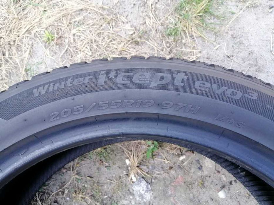 Hankook winter icept evo3 205/55R19 97H шини бу зима 2 штуки