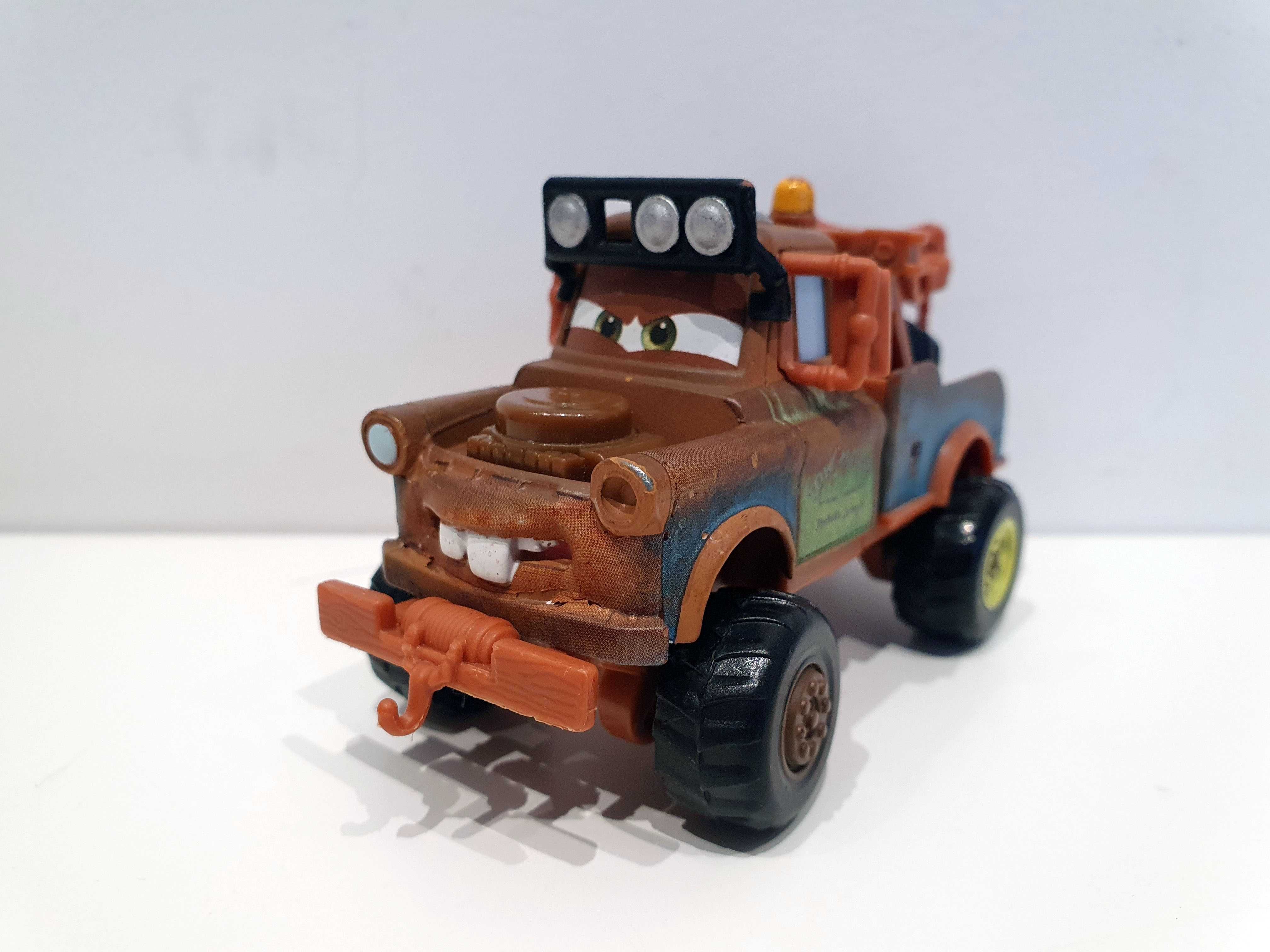 Mattel Disney Pixar Auta Cars Terenowy Złomek Off Road CBJ44